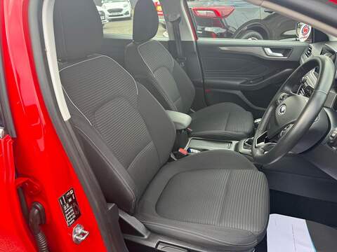 Ford Focus 1.0T EcoBoost MHEV Titanium Edition Estate 5dr Petrol Manual Euro 6 (s/s) (155 ps) - U80682