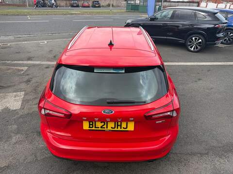Ford Focus 1.0T EcoBoost MHEV Titanium Edition Estate 5dr Petrol Manual Euro 6 (s/s) (155 ps) - U80682
