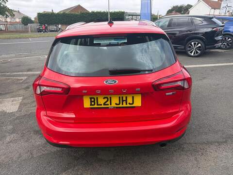 Ford Focus 1.0T EcoBoost MHEV Titanium Edition Estate 5dr Petrol Manual Euro 6 (s/s) (155 ps) - U80682