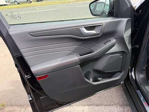 Ford Kuga 2.5h Duratec ST-Line X CVT Euro 6 (s/s) 5dr - U80695