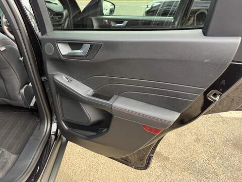 Ford Kuga 2.5h Duratec ST-Line X CVT Euro 6 (s/s) 5dr - U80695