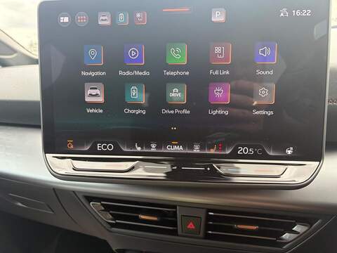 CUPRA Born e-Boost 77kWh V3 Auto 5dr (5 Seat) - U80696