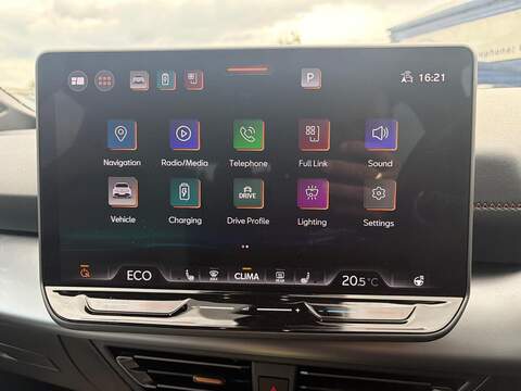 CUPRA Born e-Boost 77kWh V3 Auto 5dr (5 Seat) - U80696