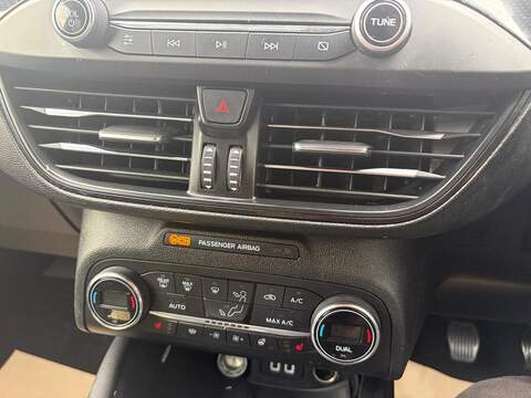 Ford Focus 1.5 EcoBlue ST-Line X Euro 6 (s/s) 5dr - U80697