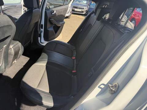 Ford Focus 1.5 EcoBlue ST-Line X Euro 6 (s/s) 5dr - U80697