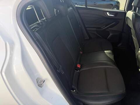 Ford Focus 1.5 EcoBlue ST-Line X Euro 6 (s/s) 5dr - U80697