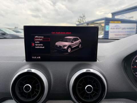 Audi Q2 1.5 TFSI CoD 35 Sport Euro 6 (s/s) 5dr - U80702