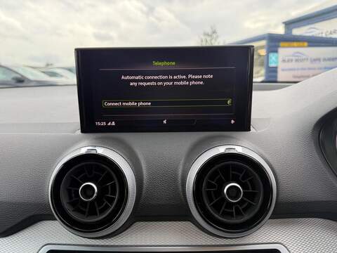 Audi Q2 1.5 TFSI CoD 35 Sport Euro 6 (s/s) 5dr - U80702