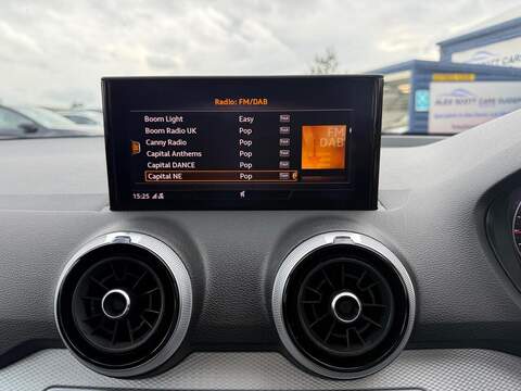 Audi Q2 1.5 TFSI CoD 35 Sport Euro 6 (s/s) 5dr - U80702
