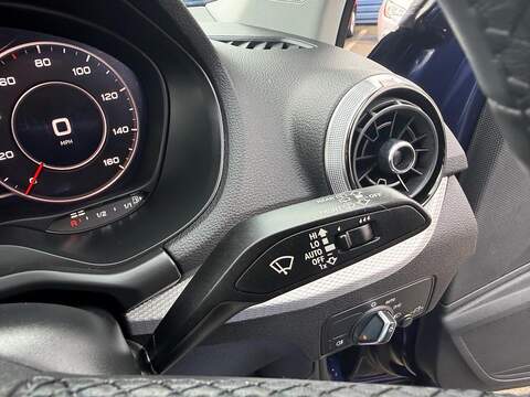Audi Q2 1.5 TFSI CoD 35 Sport Euro 6 (s/s) 5dr - U80702