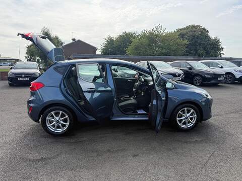 Ford Fiesta 1.0T EcoBoost GPF Zetec Hatchback 5dr Petrol Auto Euro 6 (s/s) (100 ps) - U80705
