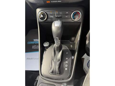 Ford Fiesta 1.0T EcoBoost GPF Zetec Hatchback 5dr Petrol Auto Euro 6 (s/s) (100 ps) - U80705