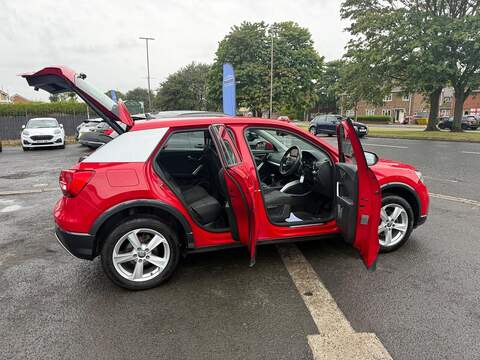 Audi Q2 1.6 TDI 30 Sport SUV 5dr Diesel Manual Euro 6 (s/s) (116 ps) - U80711