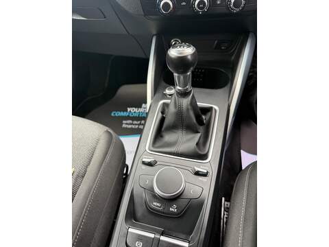 Audi Q2 1.6 TDI 30 Sport SUV 5dr Diesel Manual Euro 6 (s/s) (116 ps) - U80711