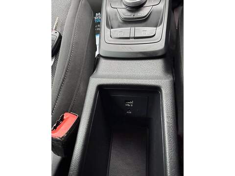 Audi Q2 1.6 TDI 30 Sport SUV 5dr Diesel Manual Euro 6 (s/s) (116 ps) - U80711