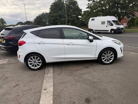 Ford Fiesta 1.0T EcoBoost Titanium Hatchback 5dr Petrol Manual Euro 6 (s/s) (100 ps) - U80721