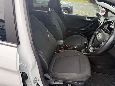 Ford Fiesta 1.0T EcoBoost Titanium Hatchback 5dr Petrol Manual Euro 6 (s/s) (100 ps) - U80721