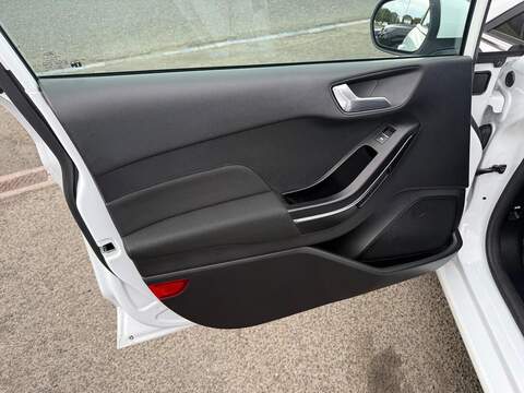 Ford Fiesta 1.0T EcoBoost Titanium Hatchback 5dr Petrol Manual Euro 6 (s/s) (100 ps) - U80721
