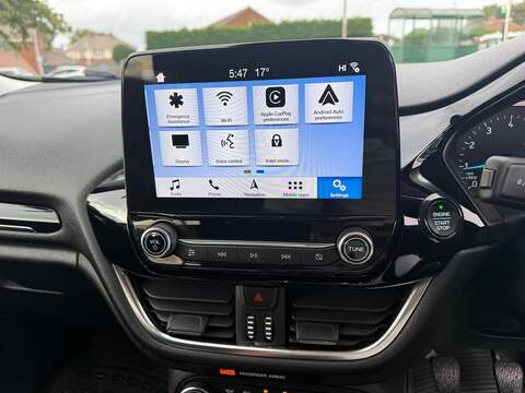 Ford Fiesta 1.0T EcoBoost Titanium Hatchback 5dr Petrol Manual Euro 6 (s/s) (100 ps) - U80721