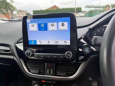 Ford Fiesta 1.0T EcoBoost Titanium Hatchback 5dr Petrol Manual Euro 6 (s/s) (100 ps) - U80721