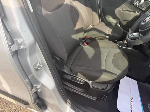 Fiat 500L 1.4 Urban Euro 6 5dr - U80723