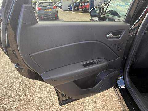 Renault Captur 1.0 TCe evolution Euro 6 (s/s) 5dr - U80724