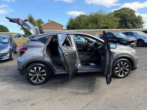 Renault Captur 1.6 E-TECH evolution Auto Euro 6 (s/s) 5dr - U80726