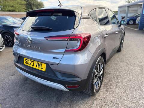 Renault Captur 1.6 E-TECH evolution Auto Euro 6 (s/s) 5dr - U80726