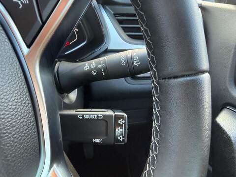 Renault Captur 1.6 E-TECH evolution Auto Euro 6 (s/s) 5dr - U80726