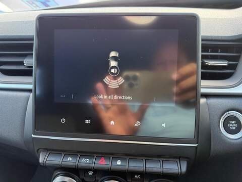 Renault Captur 1.6 E-TECH evolution Auto Euro 6 (s/s) 5dr - U80726