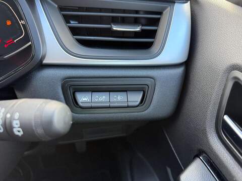 Renault Captur 1.6 E-TECH evolution Auto Euro 6 (s/s) 5dr - U80726