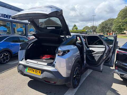 Peugeot E-3008 73kWh Allure Auto 5dr - U80731