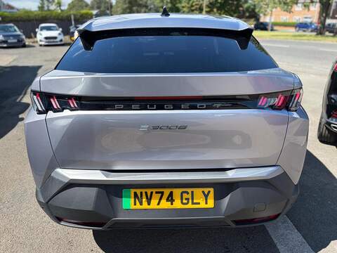 Peugeot E-3008 73kWh Allure Auto 5dr - U80731