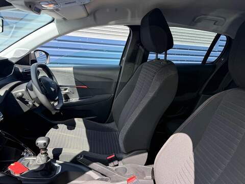 Peugeot 208 1.2 PureTech Active Premium + Euro 6 (s/s) 5dr - U80733