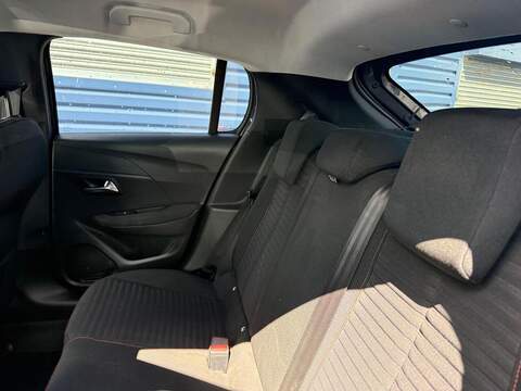 Peugeot 208 1.2 PureTech Active Premium + Euro 6 (s/s) 5dr - U80733