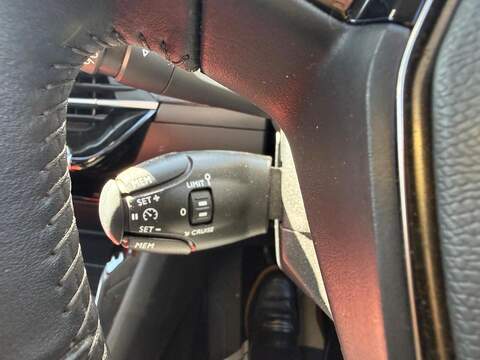 Peugeot 208 1.2 PureTech Active Premium + Euro 6 (s/s) 5dr - U80733