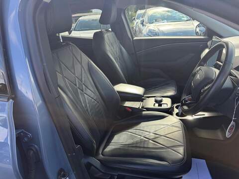 Ford Mustang Mach-E Standard Range 70kWh 5dr - U80734