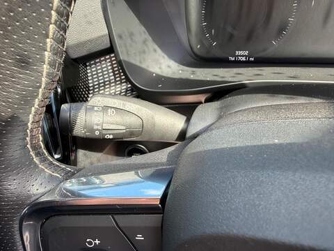 Volvo XC40 1.5 T3 R-Design Auto Euro 6 (s/s) 5dr - U80736