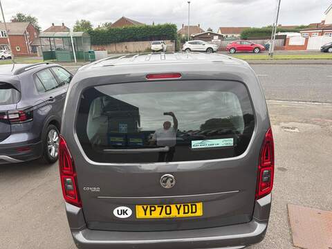 Vauxhall Combo Life 1.5 Turbo D BlueInjection Energy MPV 5dr Diesel Manual Euro 6 (s/s) (130 ps) - U80740