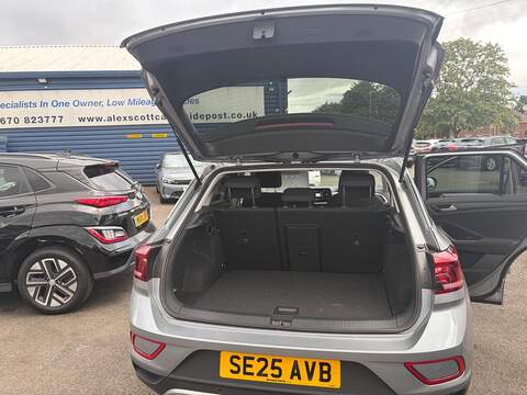 Volkswagen T-Roc 1.0 TSI Match Euro 6 (s/s) 5dr - U80801