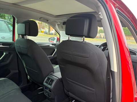 Volkswagen Tiguan 1.5 TSI Elegance SUV 5dr Petrol DSG Euro 6 (s/s) (150 ps) - U80810