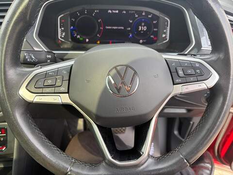 Volkswagen Tiguan 1.5 TSI Elegance SUV 5dr Petrol DSG Euro 6 (s/s) (150 ps) - U80810
