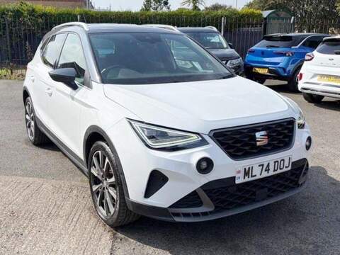 SEAT Arona 2.0 B4 MHEV R-Design Pro Auto Euro 6 (s/s) 5dr SUV 2.0 Automatic Petrol Hybrid