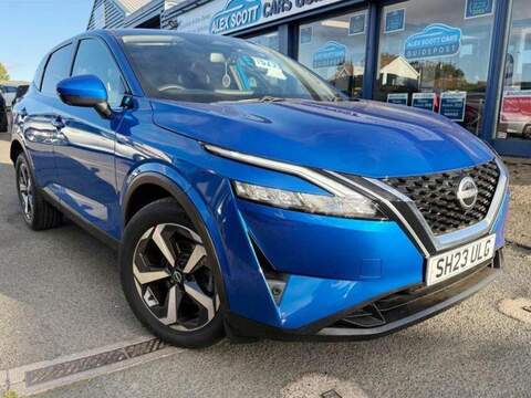 Nissan Qashqai Qashqai Tekna SUV 1 Manual Petrol Hybrid