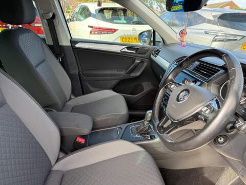 Volkswagen Tiguan 2.0 TDI SE SUV 5dr Diesel DSG Euro 6 (s/s) (150 ps SUV 2.0 Automatic Diesel - U80847