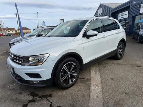 Volkswagen Tiguan 2.0 TDI SE SUV 5dr Diesel DSG Euro 6 (s/s) (150 ps SUV 2.0 Automatic Diesel - U80847