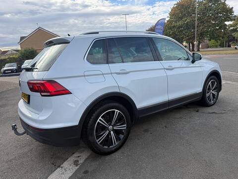 Volkswagen Tiguan 2.0 TDI SE SUV 5dr Diesel DSG Euro 6 (s/s) (150 ps SUV 2.0 Automatic Diesel - U80847