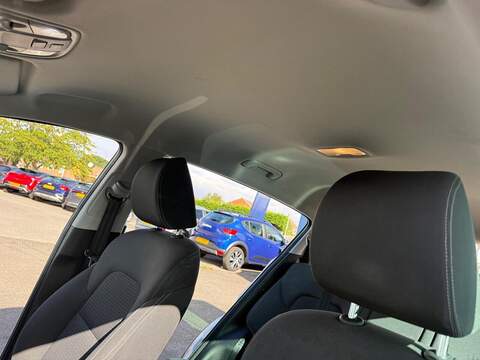 Kia Sportage GDi 2 SUV 1.6 Manual Petrol - U80858
