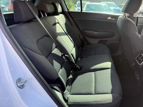 Kia Sportage GDi 2 SUV 1.6 Manual Petrol - U80858