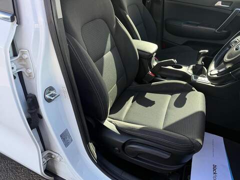 Kia Sportage GDi 2 SUV 1.6 Manual Petrol - U80858
